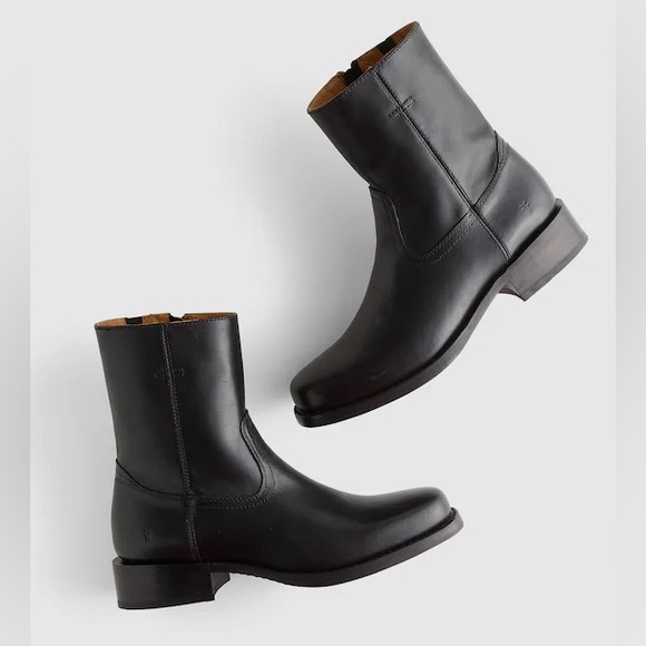 Frye Campus Inside Zip Boots in Black Size 9 B (M) NWOB $375 NY984